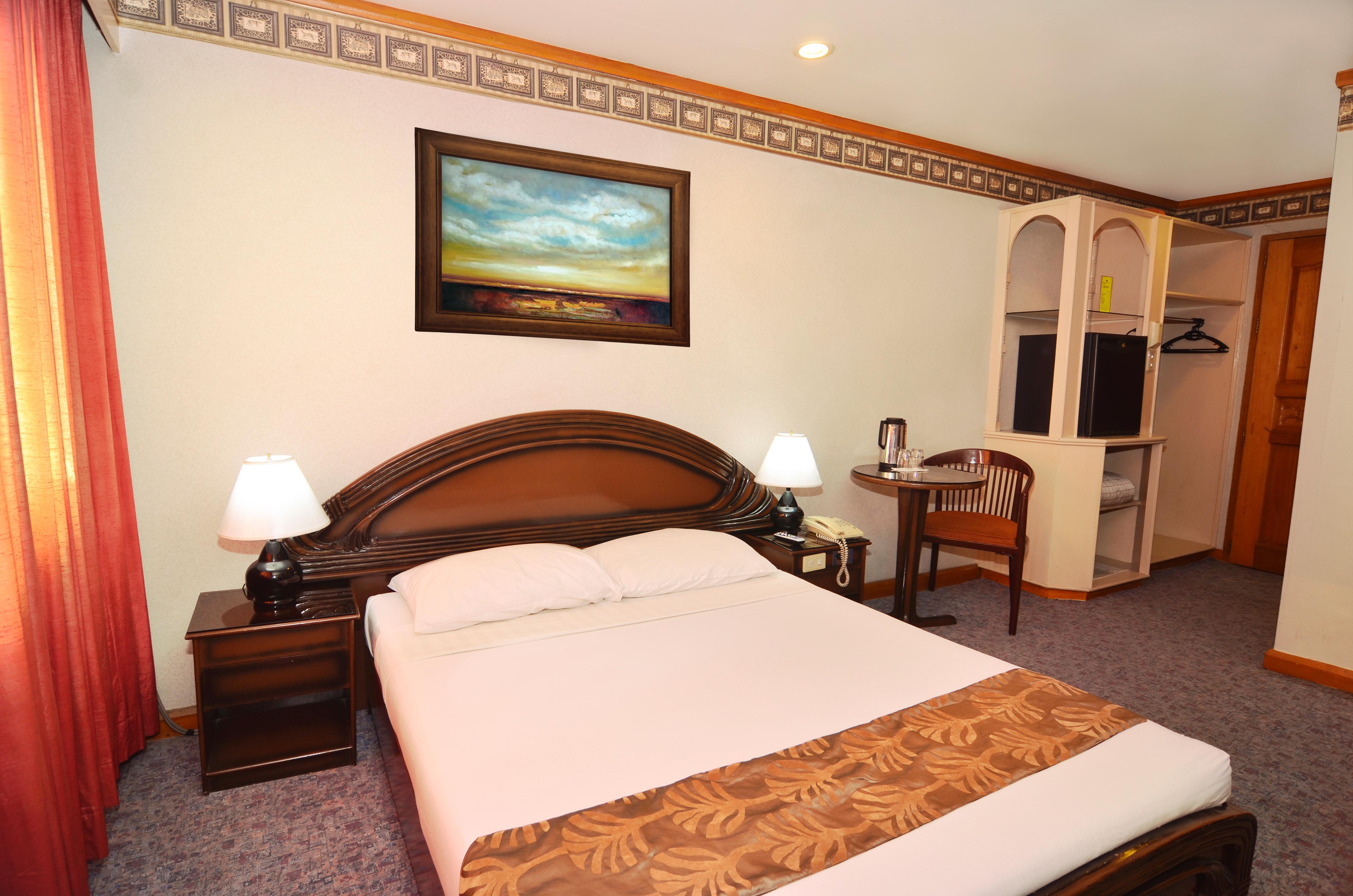 Holiday Plaza Hotel Cebu Dış mekan fotoğraf